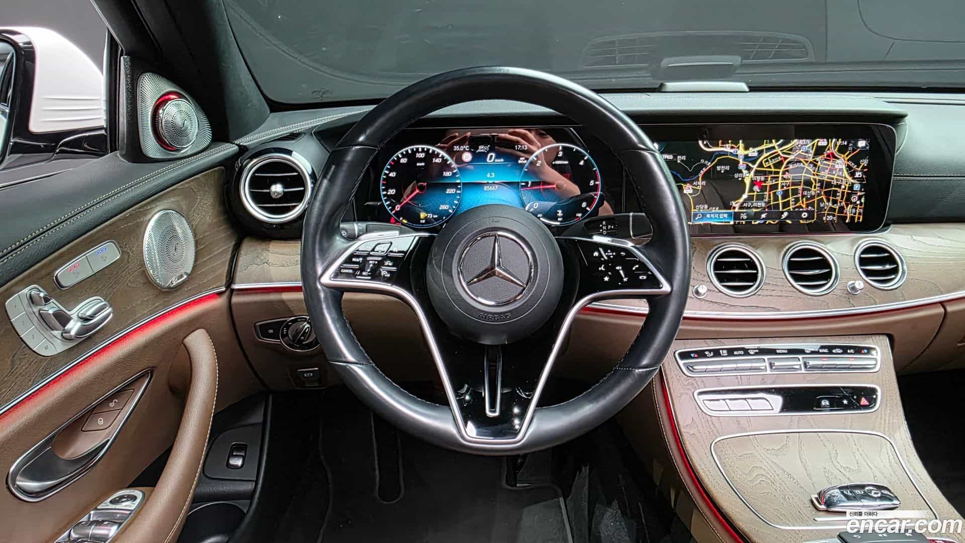 E-Class Mercedes-Benz 2022.0-OPTION-017