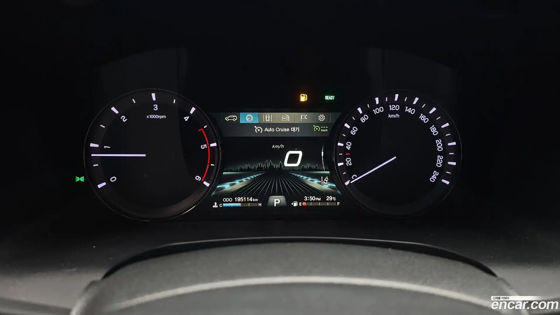 Rexton KG Mobility 2019.5-INNER-008