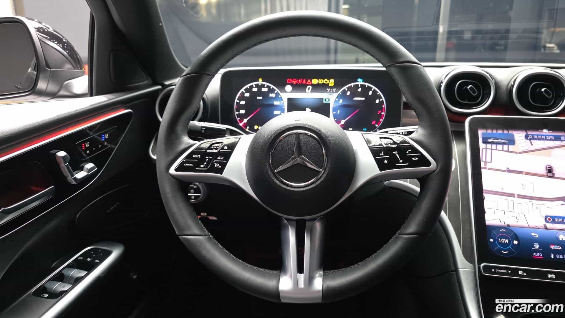 C-Class Mercedes-Benz 2023.11-OPTION-017