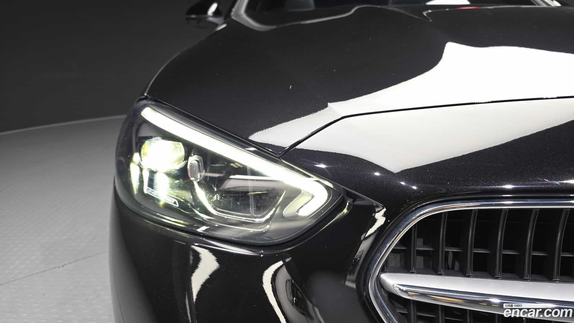 C-Class Mercedes-Benz 2023.11-OUTER-032