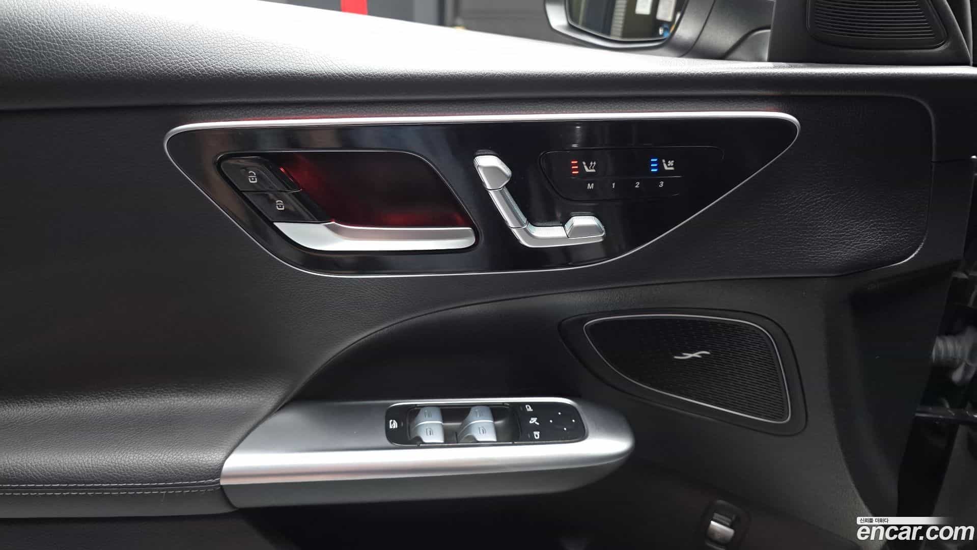 C-Class Mercedes-Benz 2023.11-OPTION-043