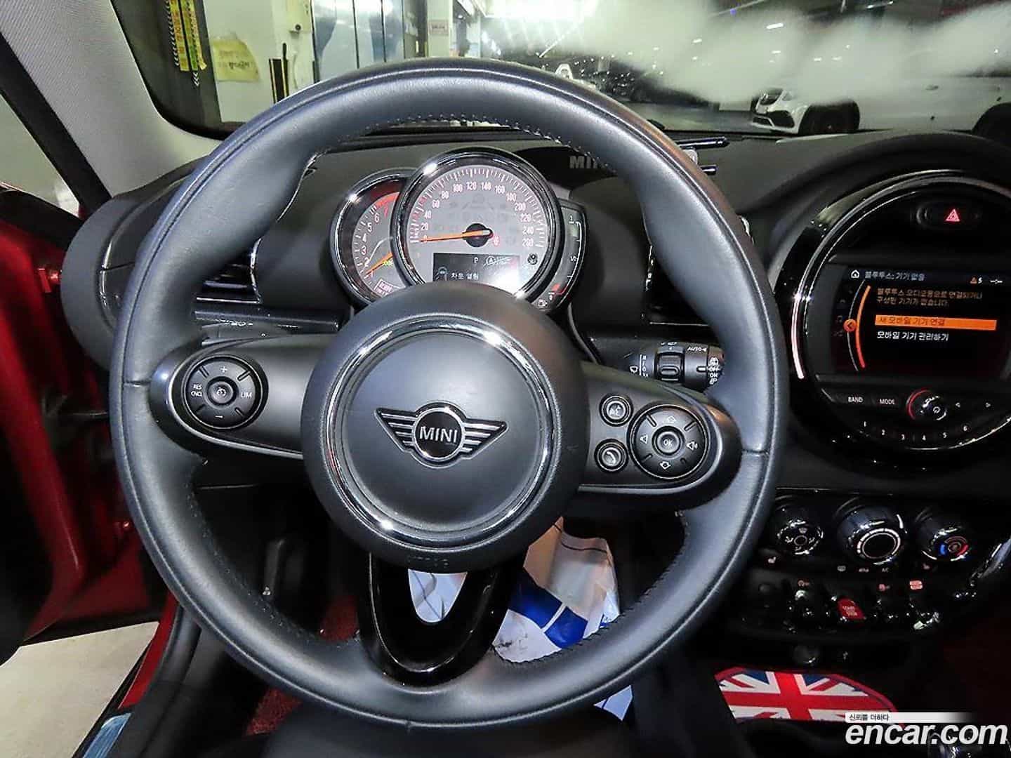 Clubman Mini 2020.4-INNER-008