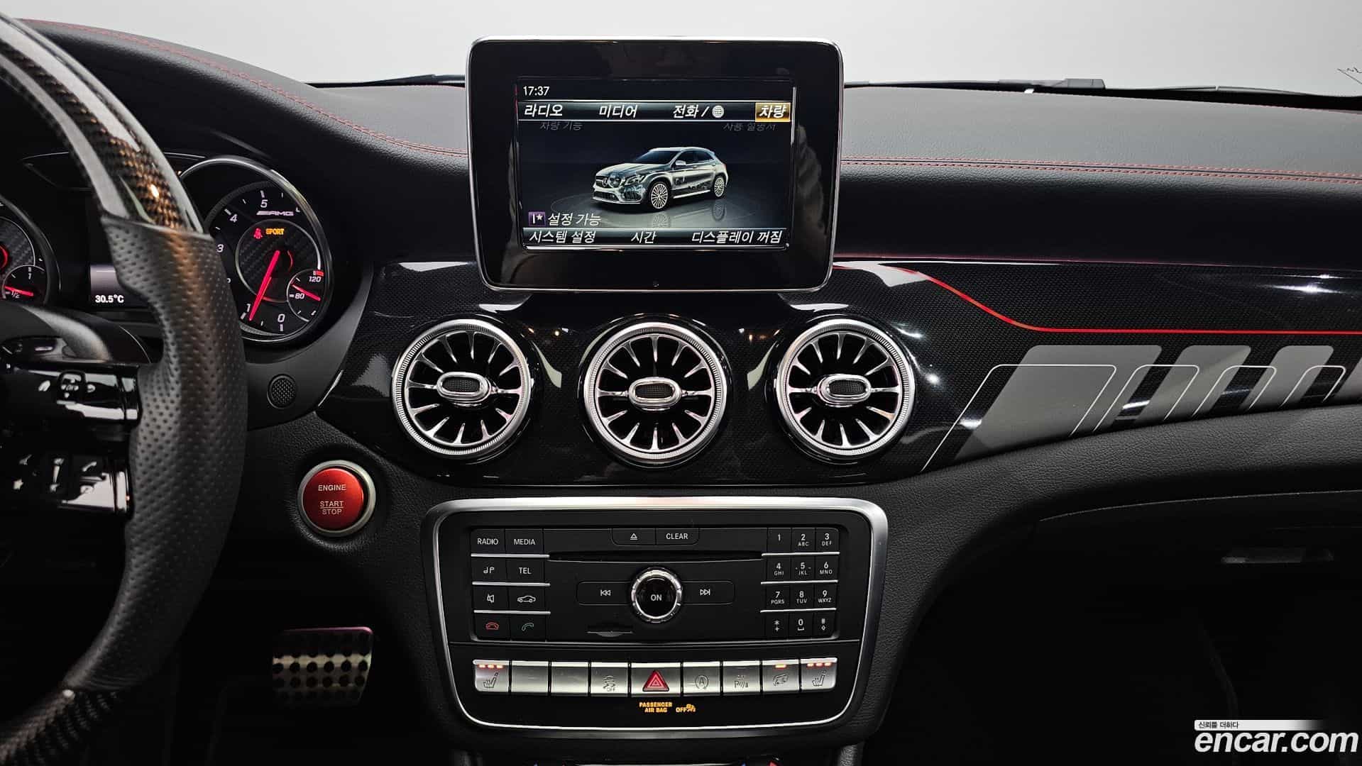 GLA-Class Mercedes-Benz 2019.2-OPTION-018
