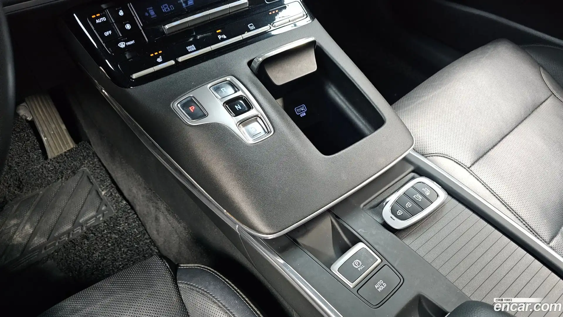 Grandeur Hyundai 2020.11-INNER-009