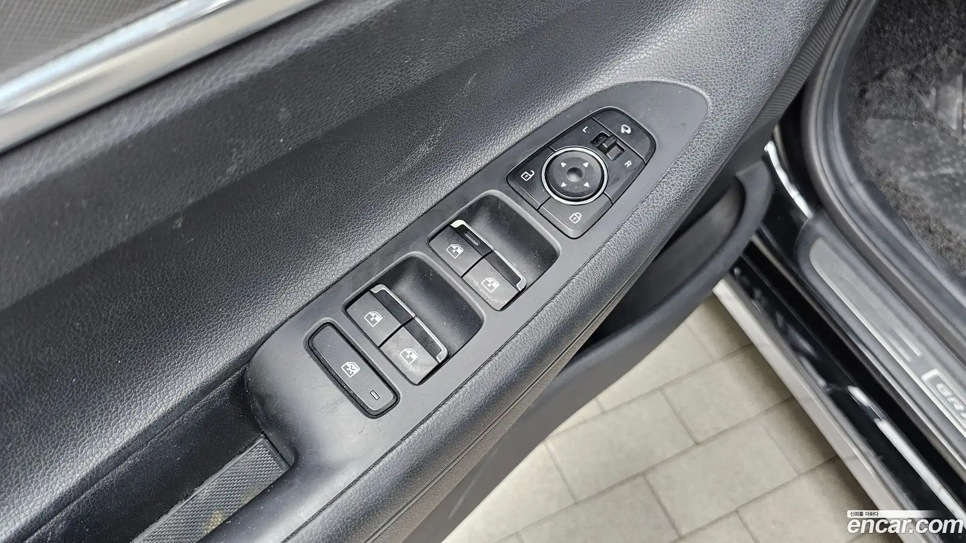 Grandeur Hyundai 2020.11-OPTION-023