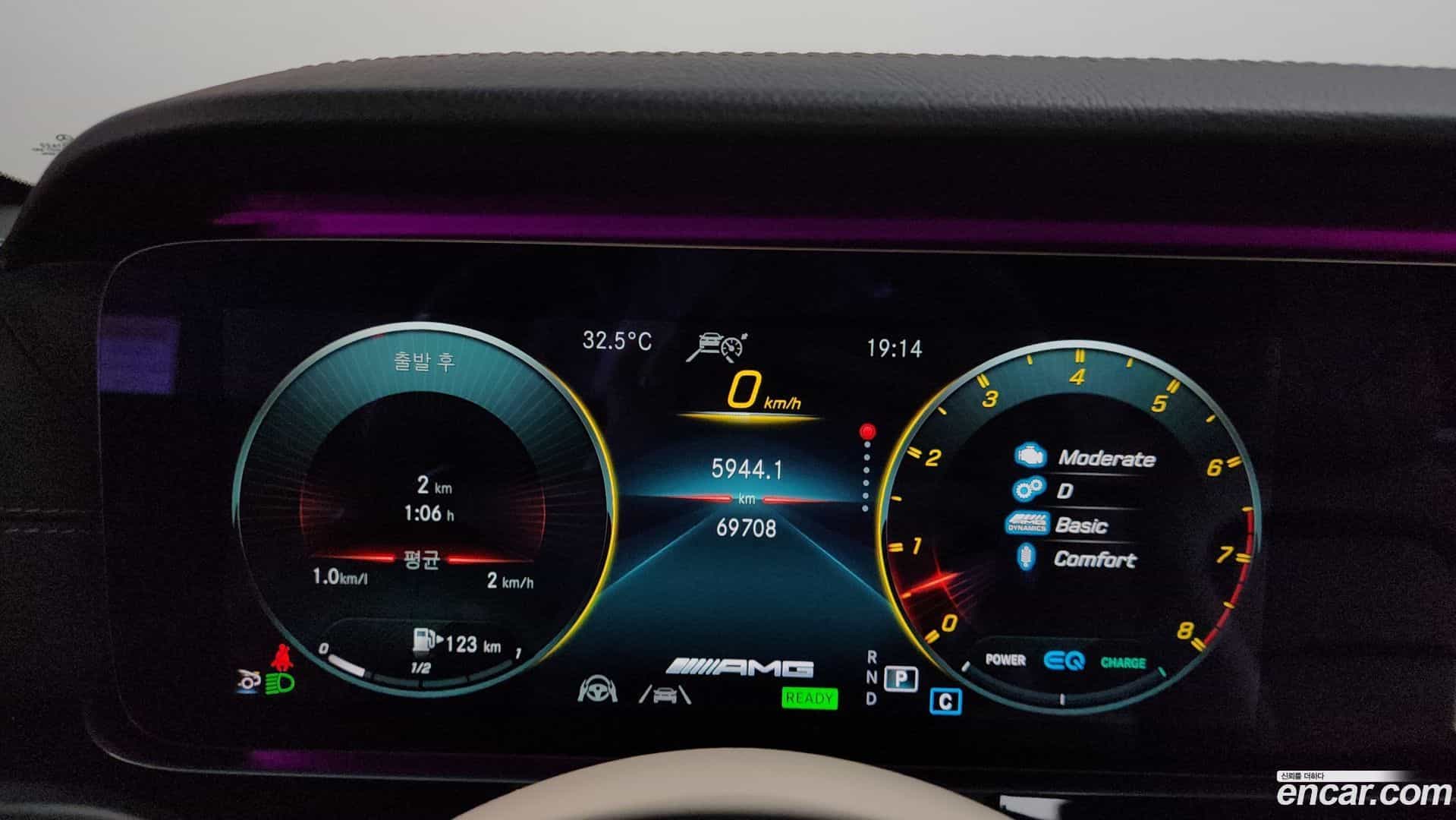AMG GT Mercedes-Benz 2021.4-INNER-008