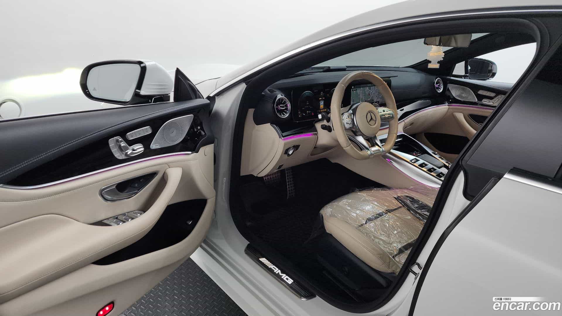AMG GT Mercedes-Benz 2021.4-INNER-010