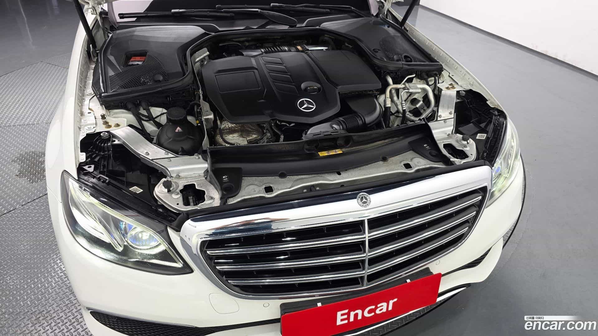 E-Class Mercedes-Benz 2019.6-OUTER-006