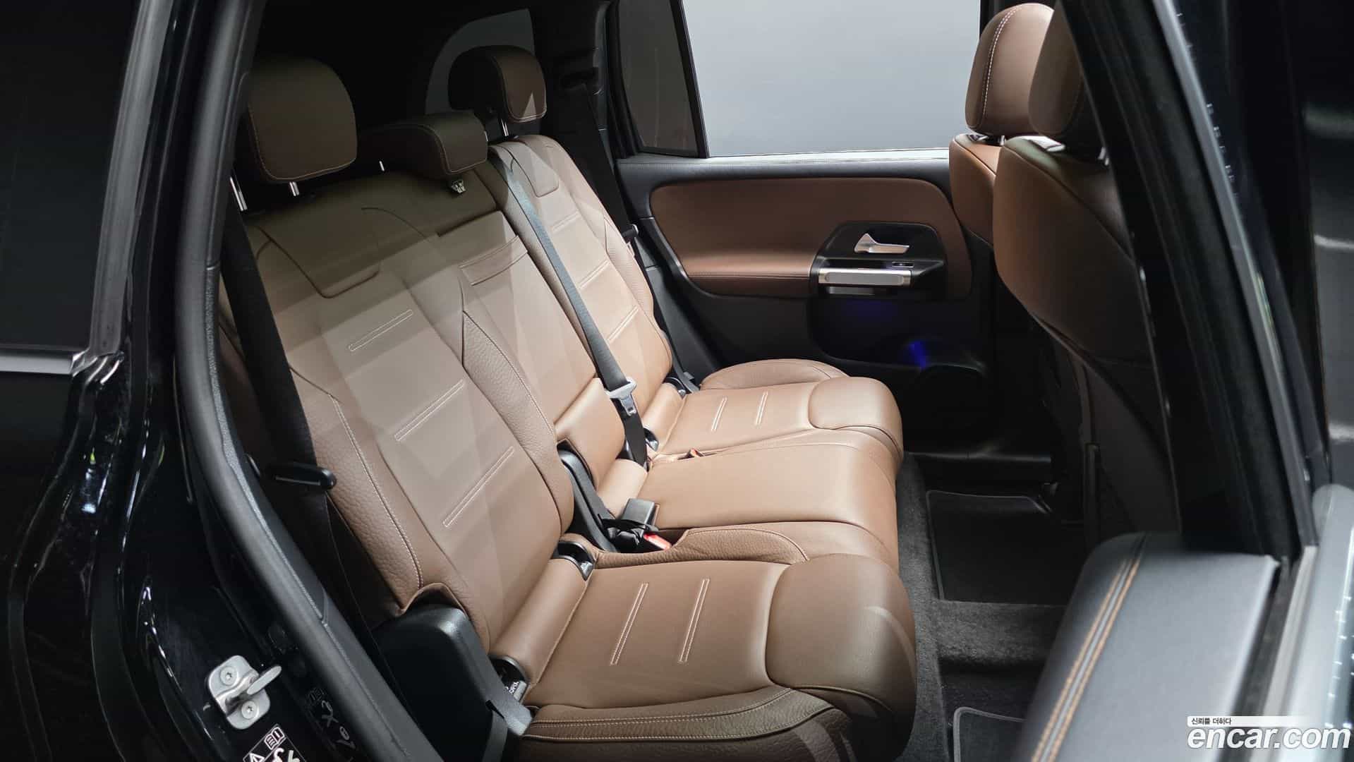 GLB-Class Mercedes-Benz 2023.5-OPTION-015
