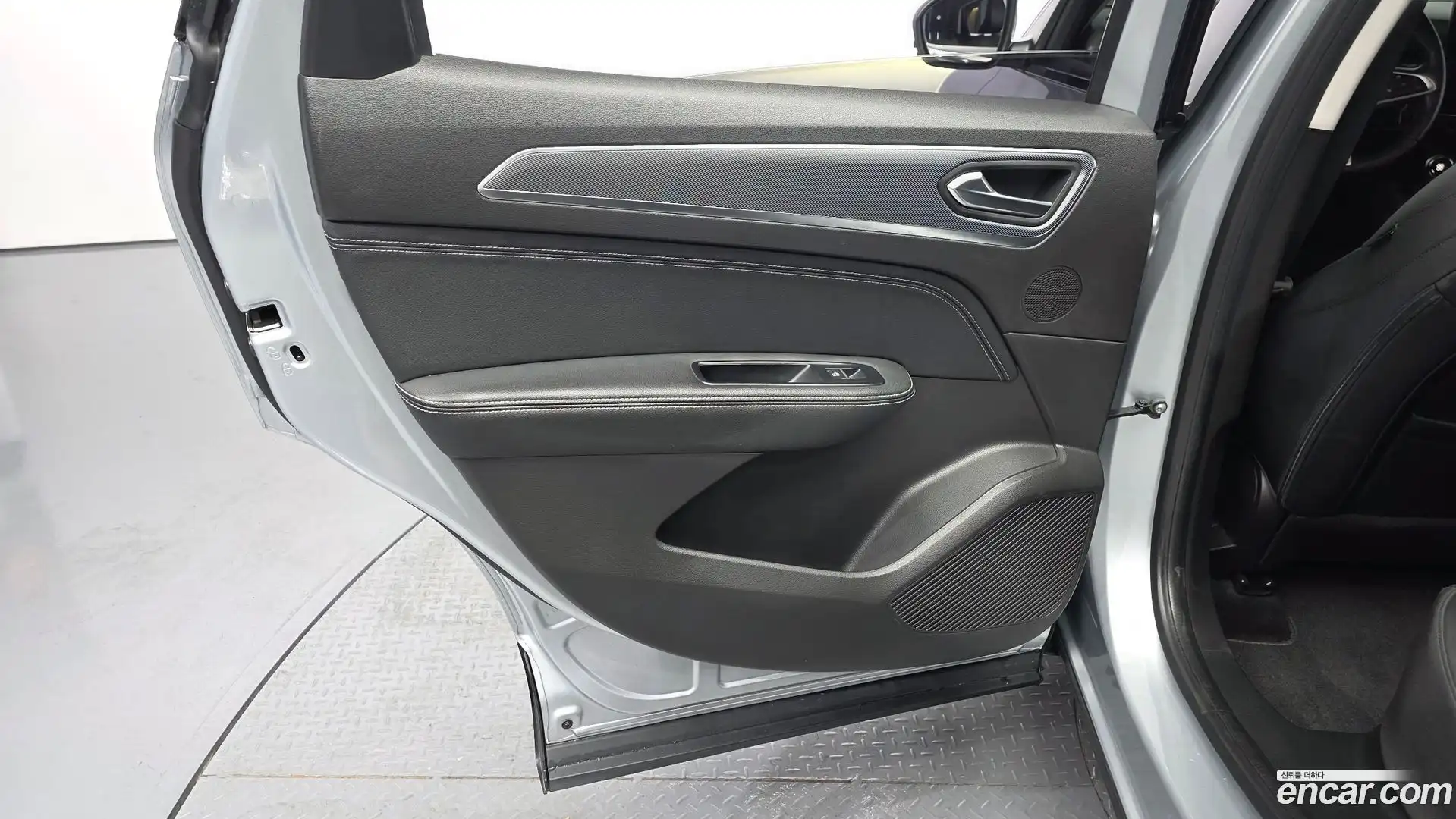 XM3 Renault Korea 2020.3-INNER-035