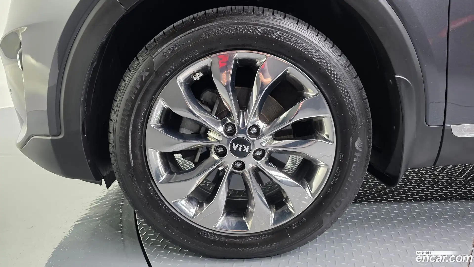 Sorento Kia 2017.8-OUTER-005