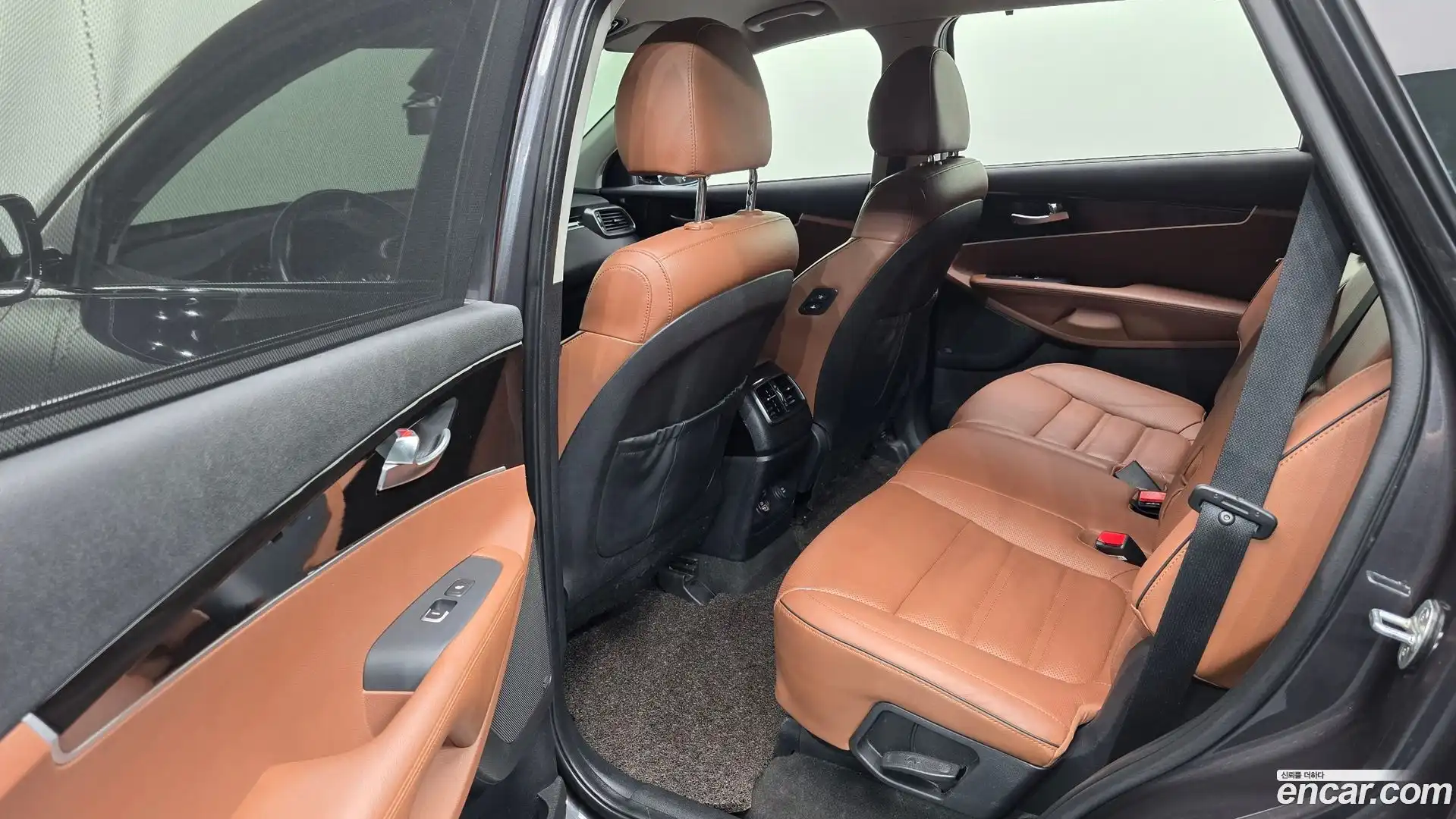 Sorento Kia 2017.8-OPTION-016