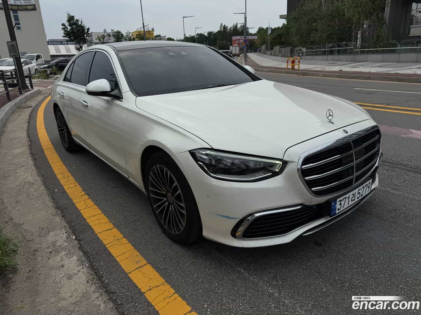 S-Class Mercedes-Benz 2021.4-OUTER-001