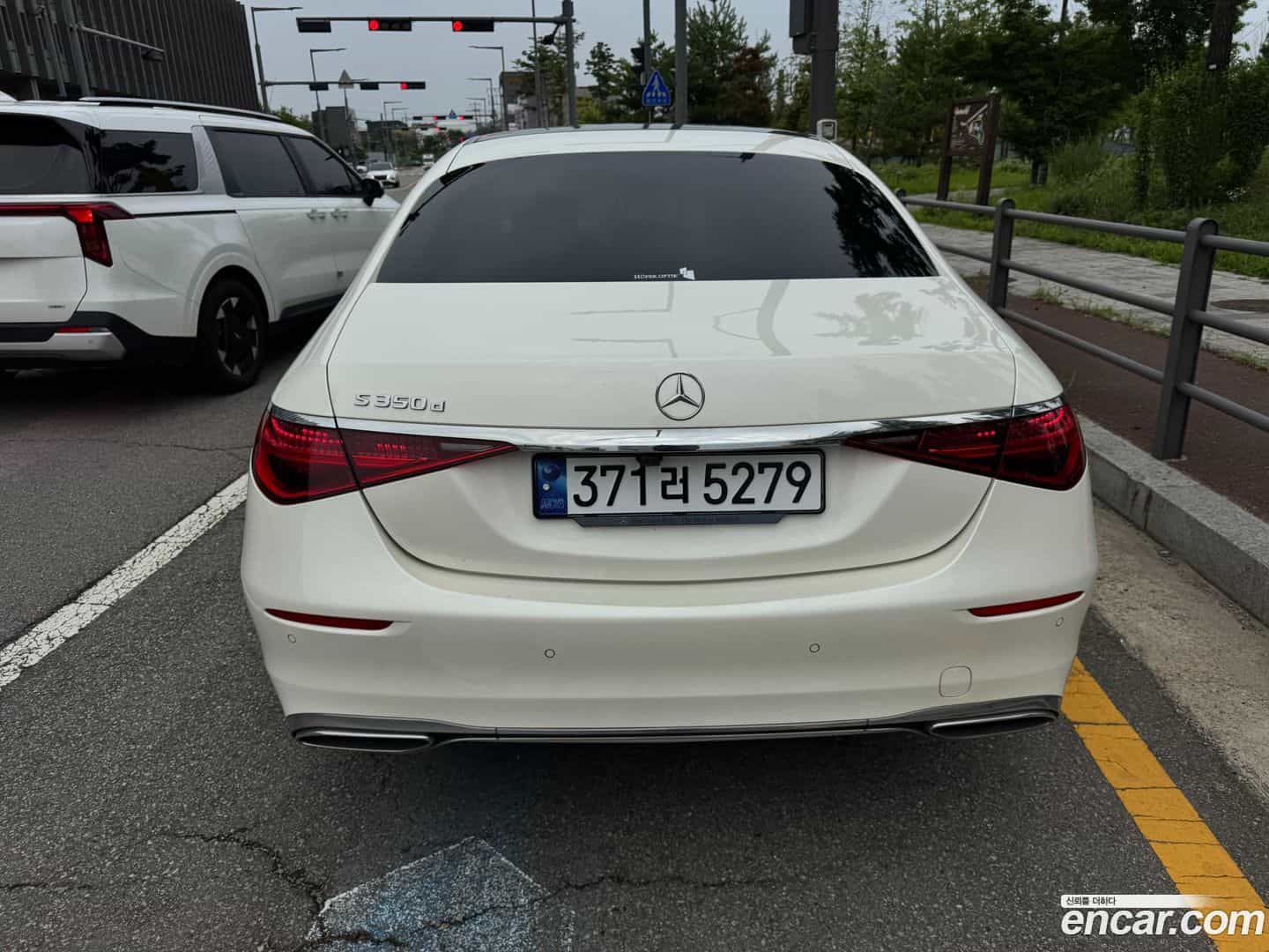 S-Class Mercedes-Benz 2021.4-OUTER-003