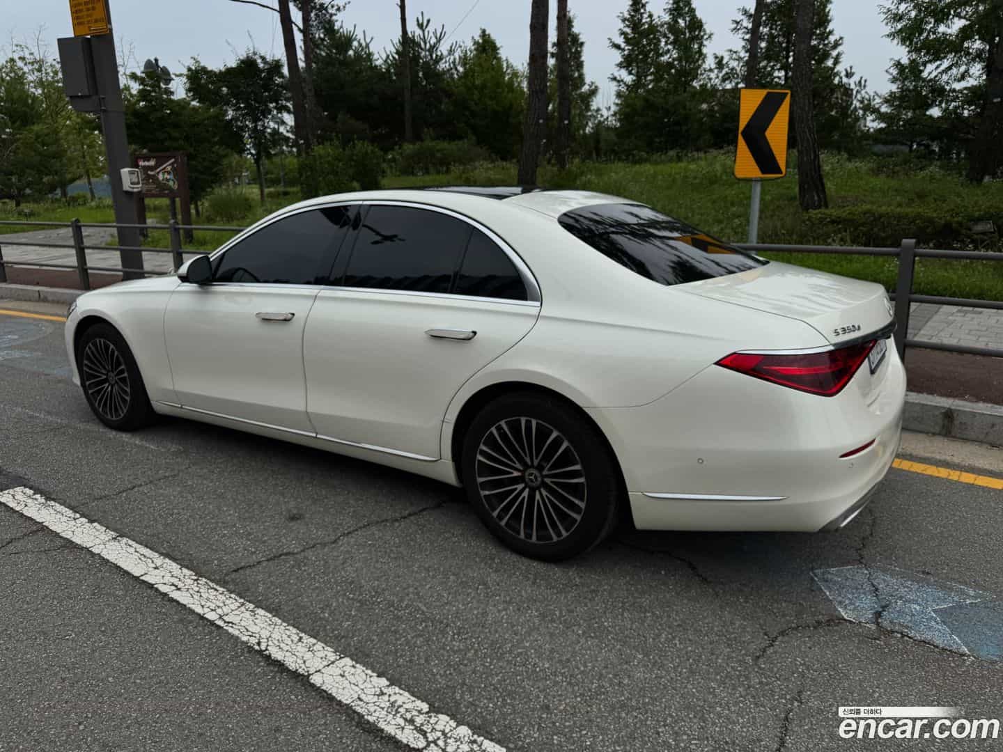 S-Class Mercedes-Benz 2021.4-OUTER-005