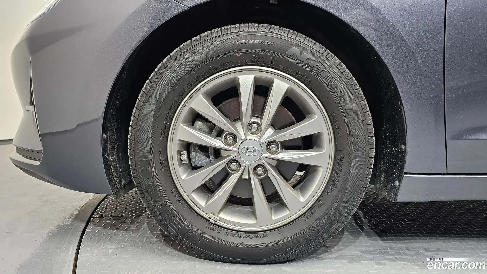 AVANTE Hyundai 2018.9-OUTER-005