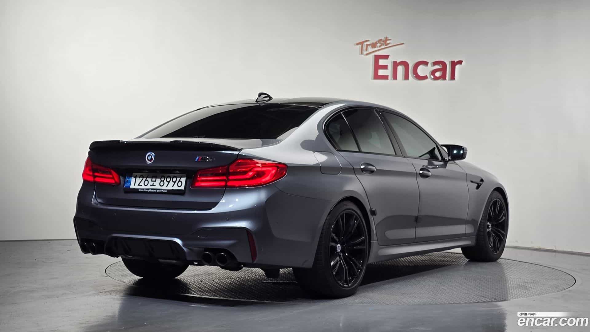 M5 BMW 2019.10-OUTER-002