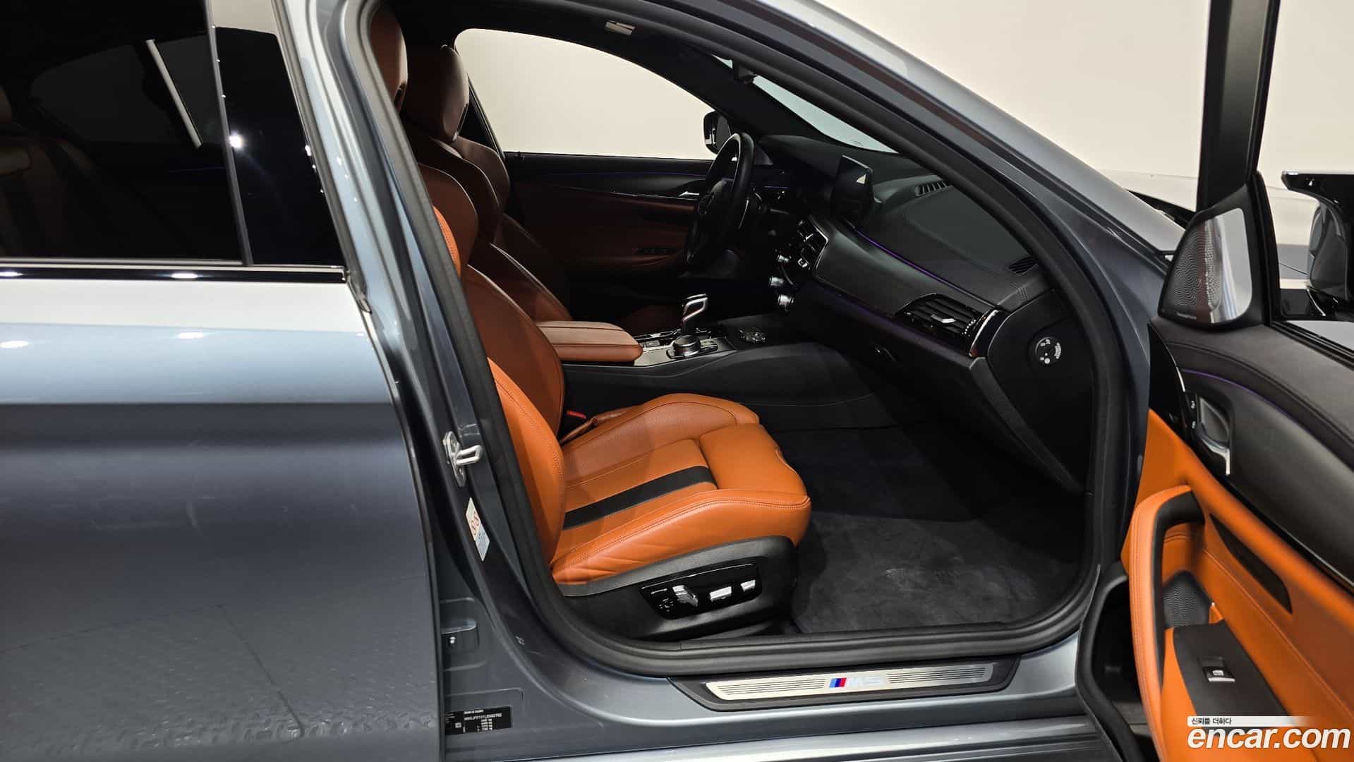 M5 BMW 2019.10-INNER-036
