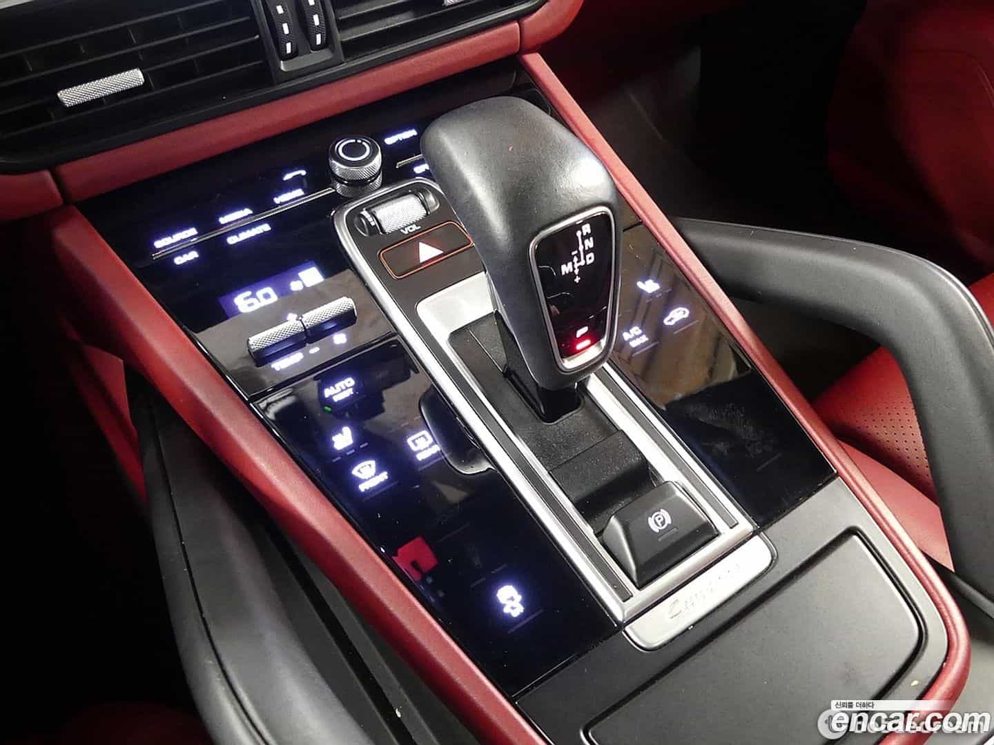 Cayenne Porsche 2019.7-INNER-009