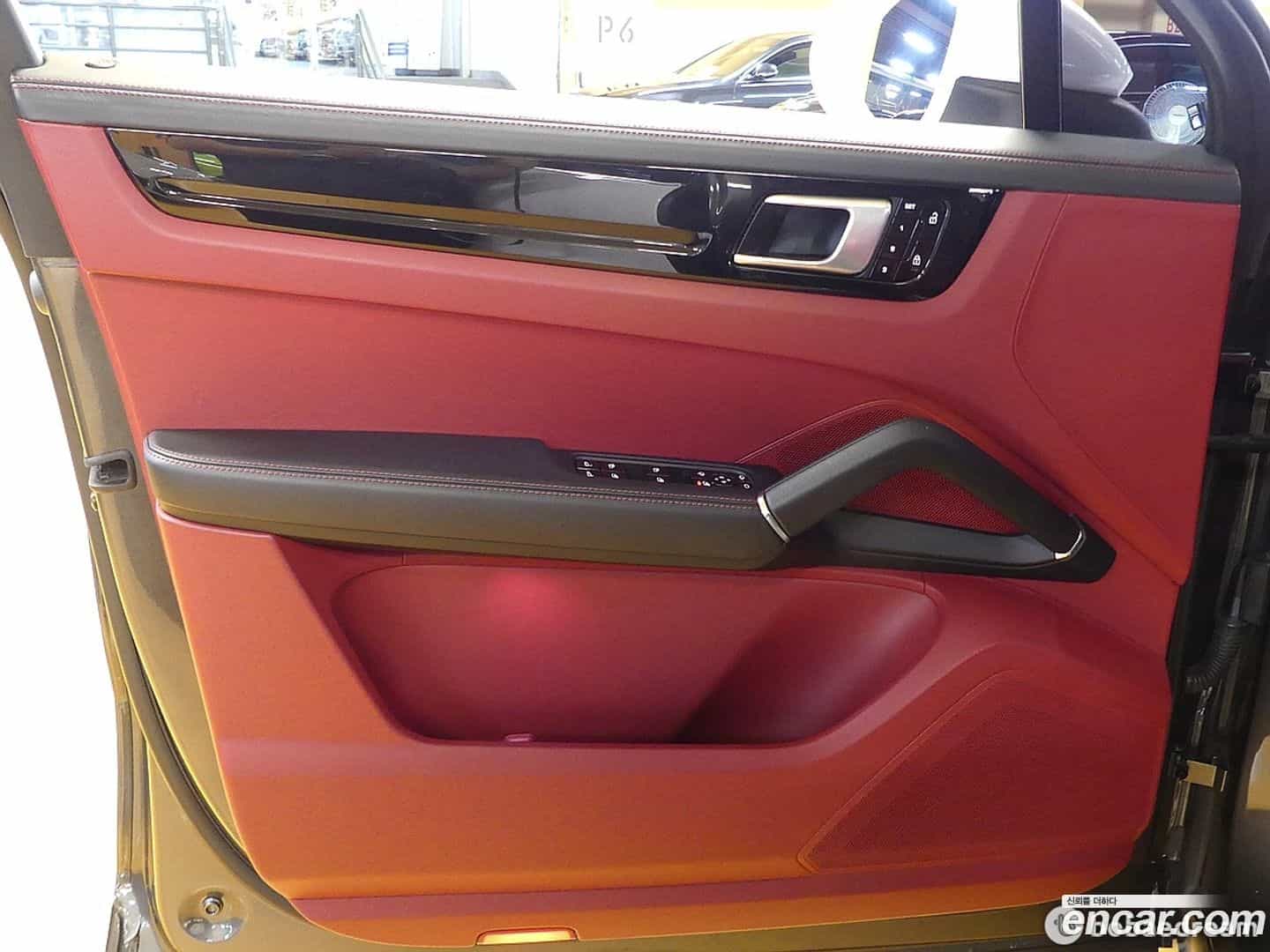 Cayenne Porsche 2019.7-OPTION-015