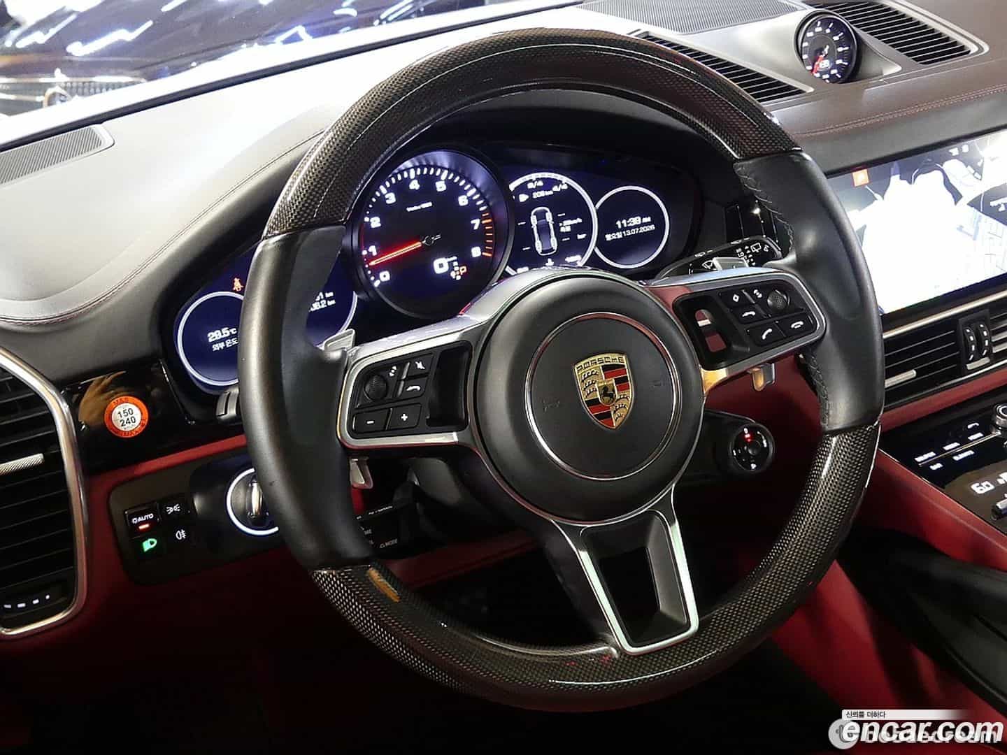 Cayenne Porsche 2019.7-OPTION-017