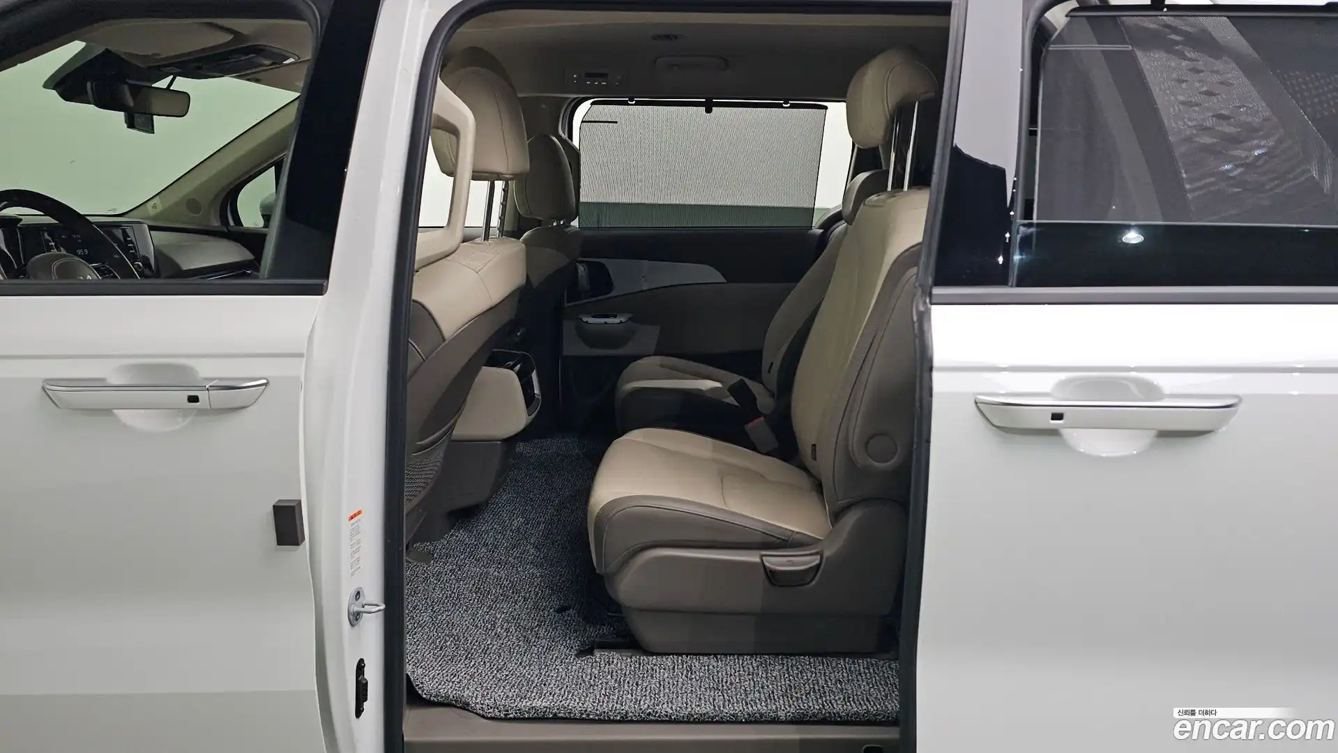 Canival Kia 2022.3-OPTION-015