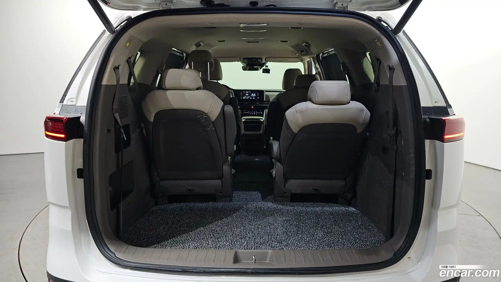 Canival Kia 2022.3-OPTION-024