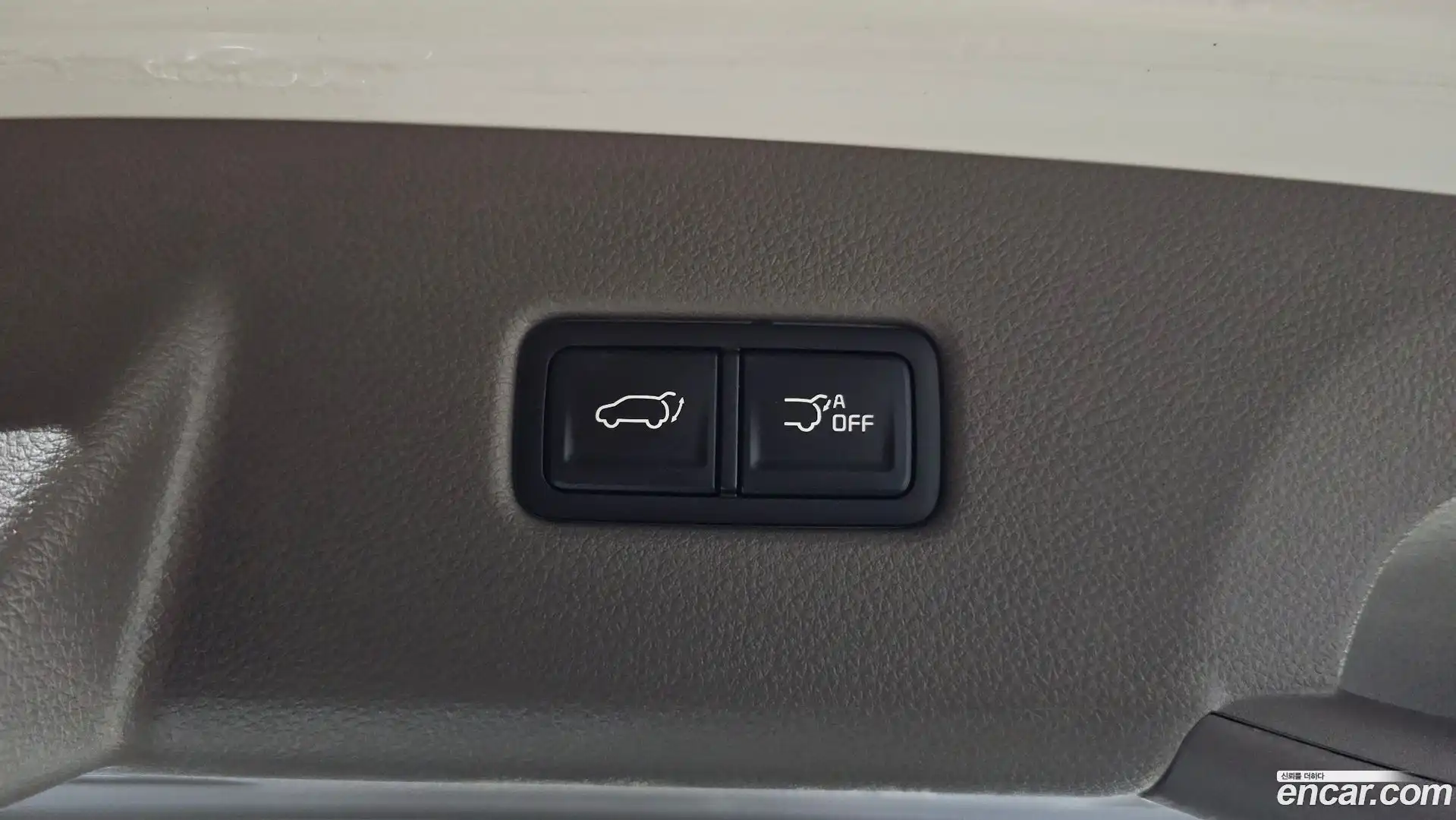 Canival Kia 2022.3-OPTION-044