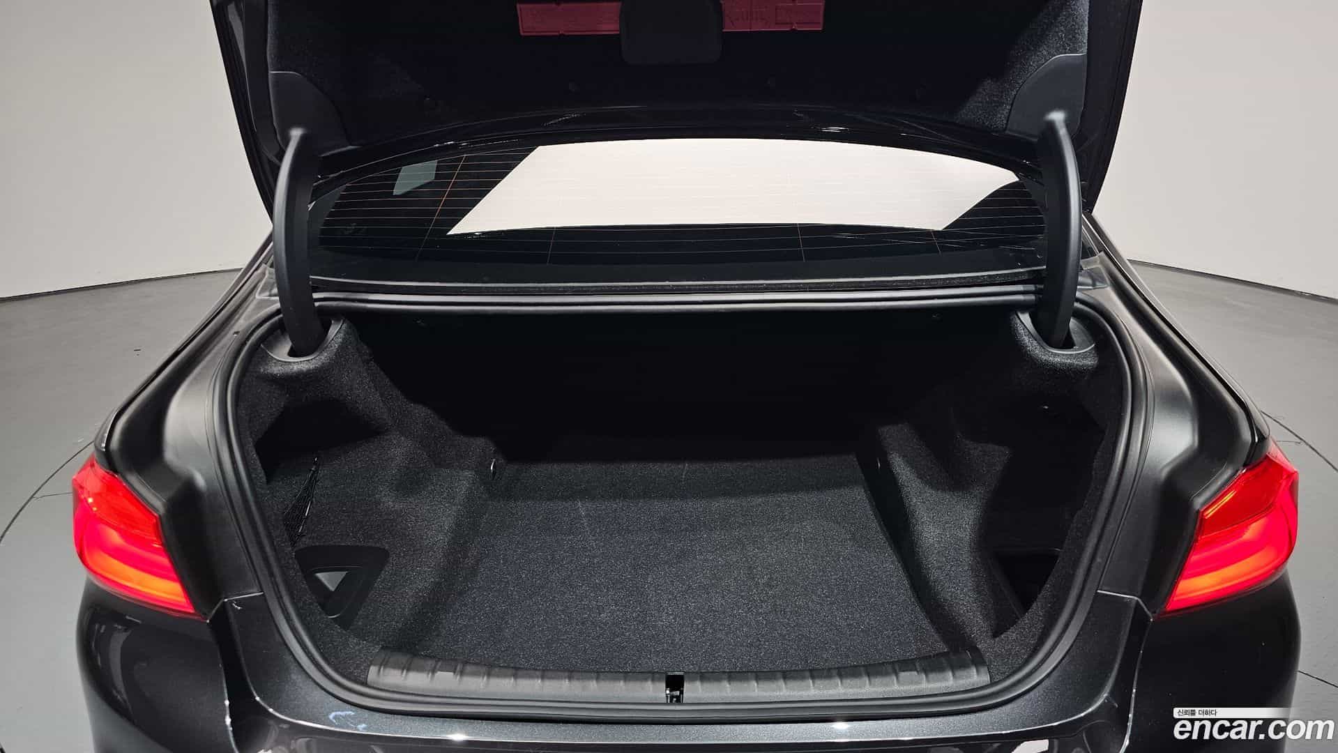 5-Series BMW 2020.7-OPTION-024
