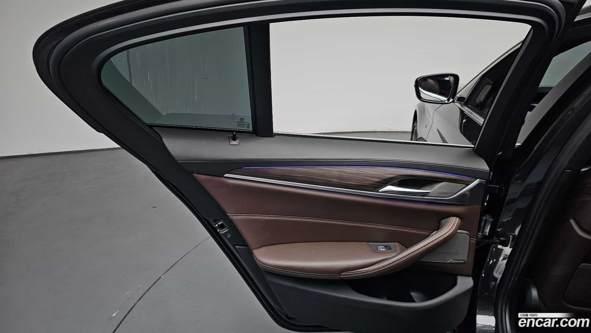 5-Series BMW 2020.7-INNER-035