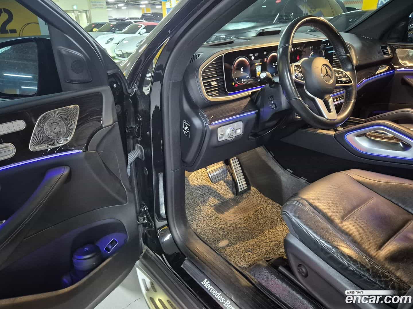 GLE-Class Mercedes-Benz 2021.4-OPTION-016