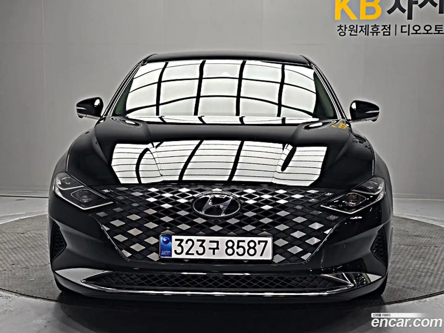 Grandeur Hyundai 2022.5-OUTER-002