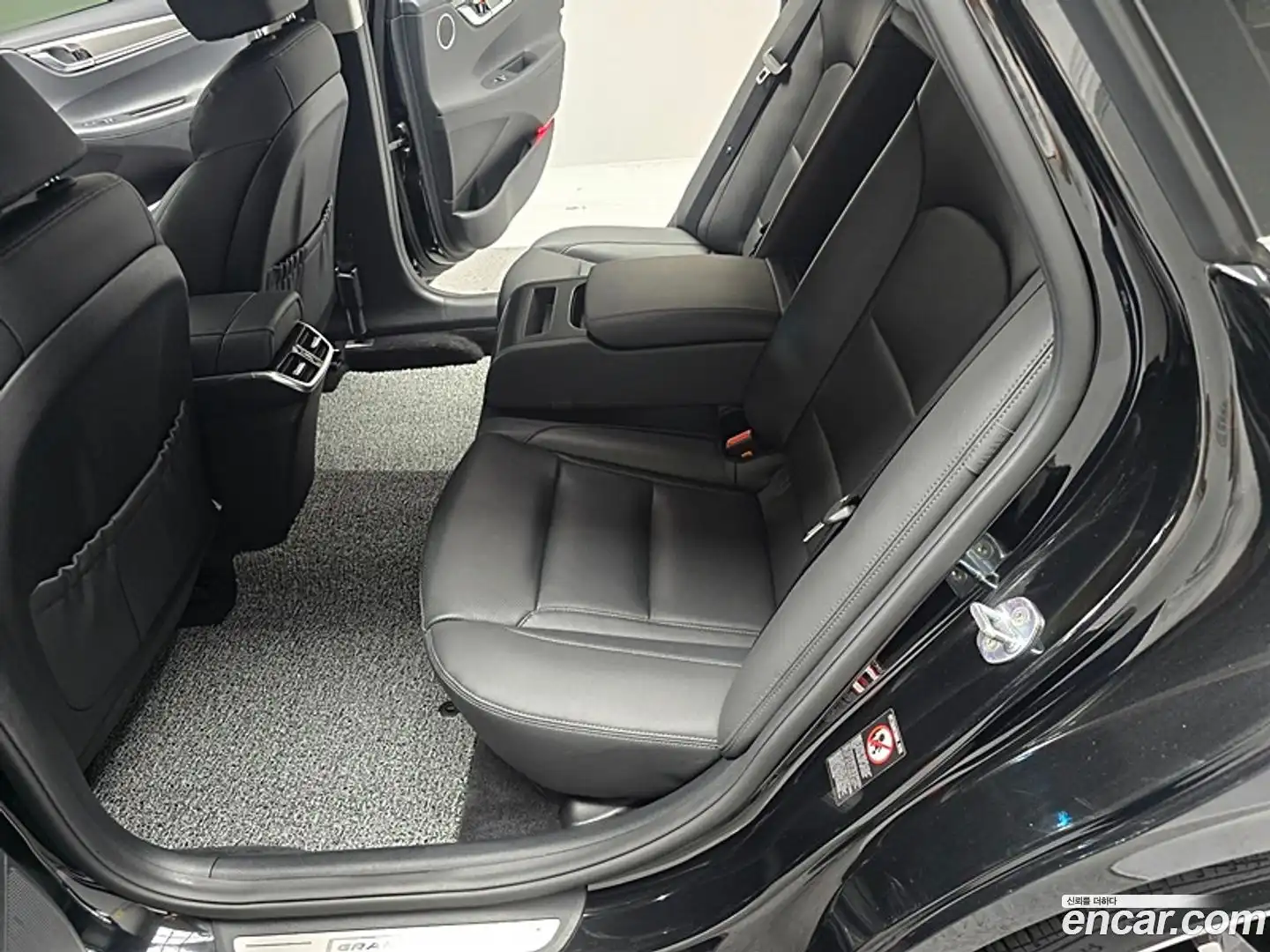 Grandeur Hyundai 2022.5-OPTION-020