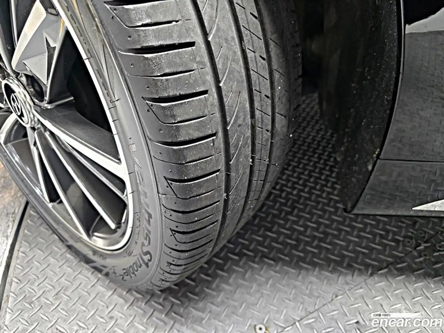 Grandeur Hyundai 2022.5-OPTION-023