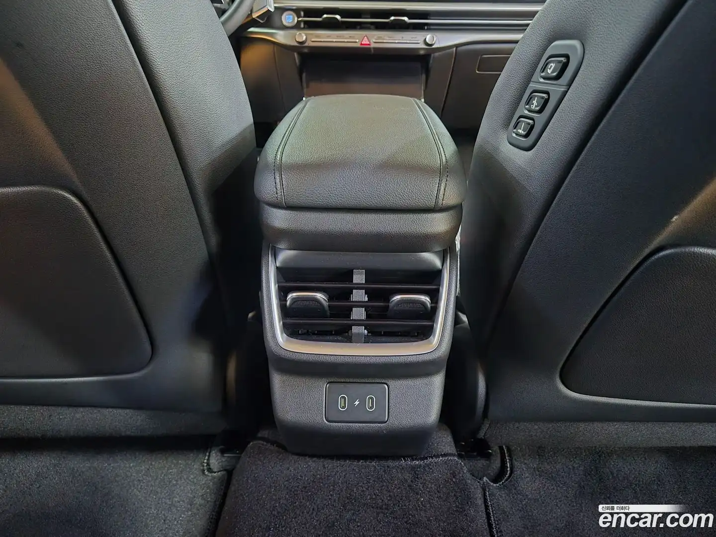 Grandeur Hyundai 2023.9-OPTION-019