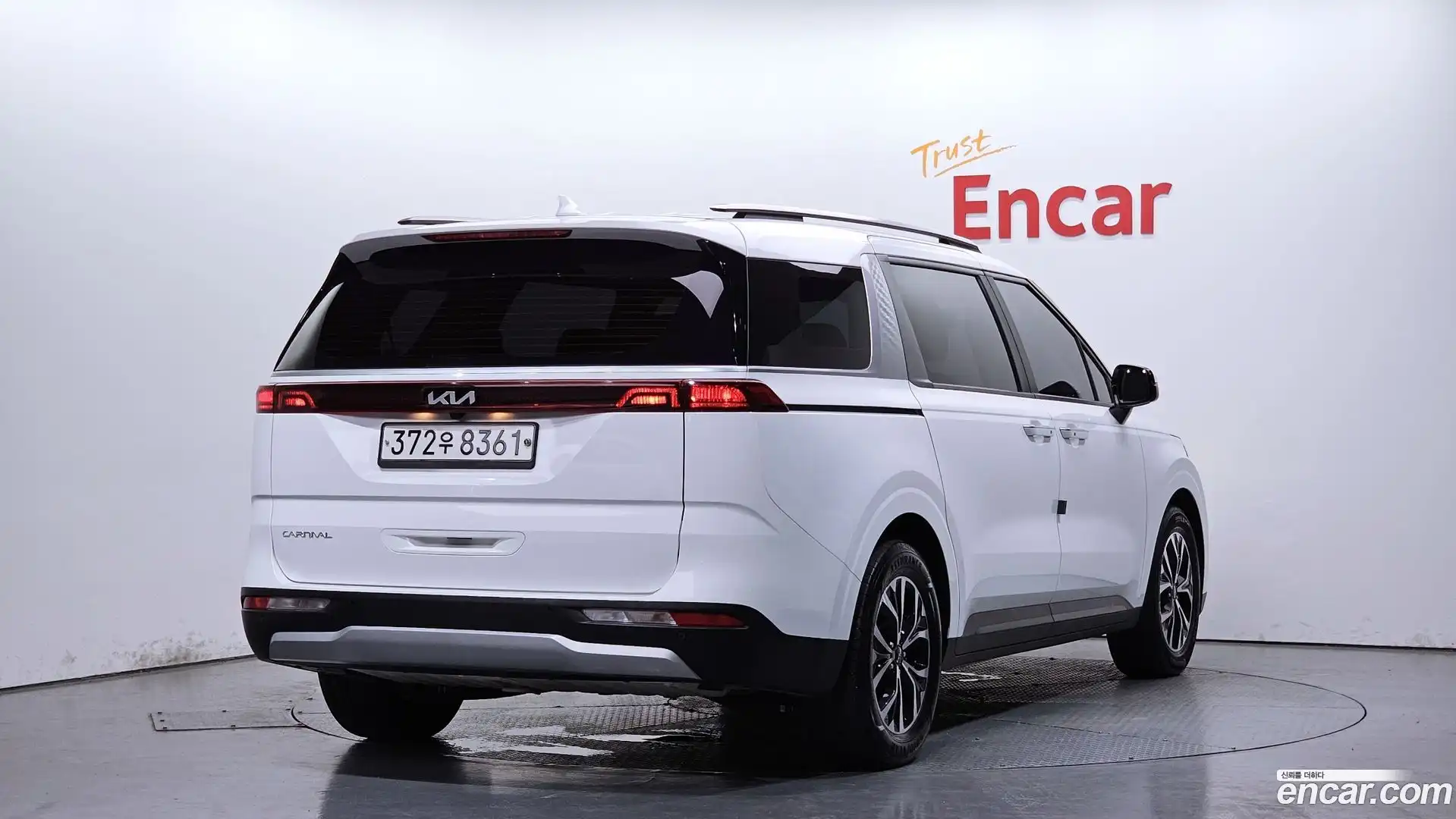 Canival Kia 2023.0-OUTER-002