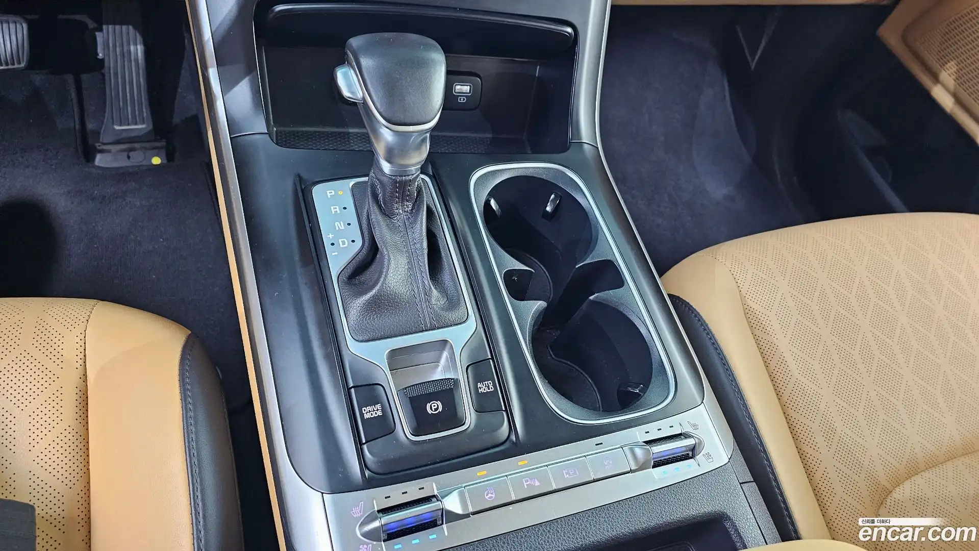 Canival Kia 2023.0-INNER-009