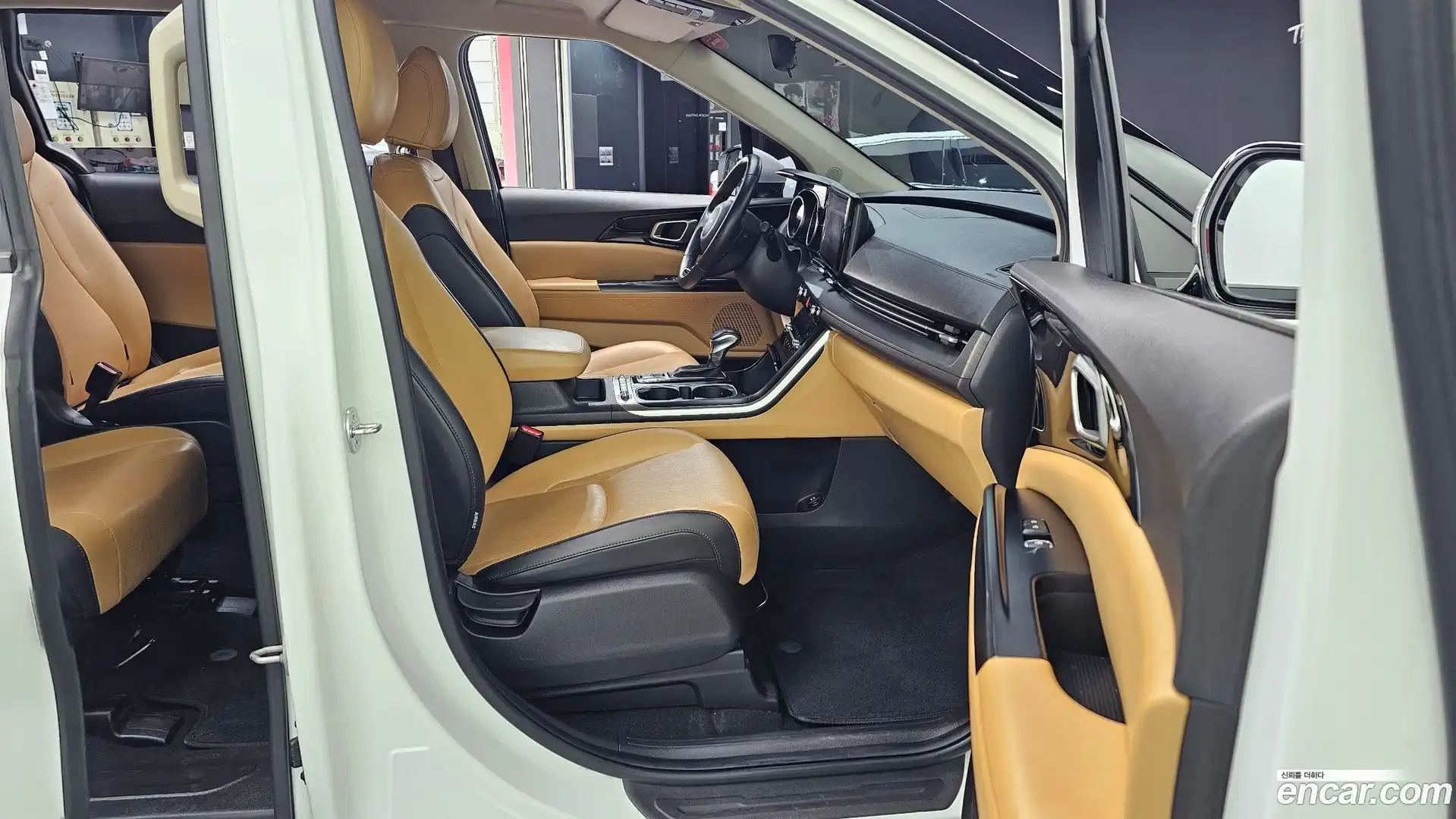 Canival Kia 2023.0-OPTION-015