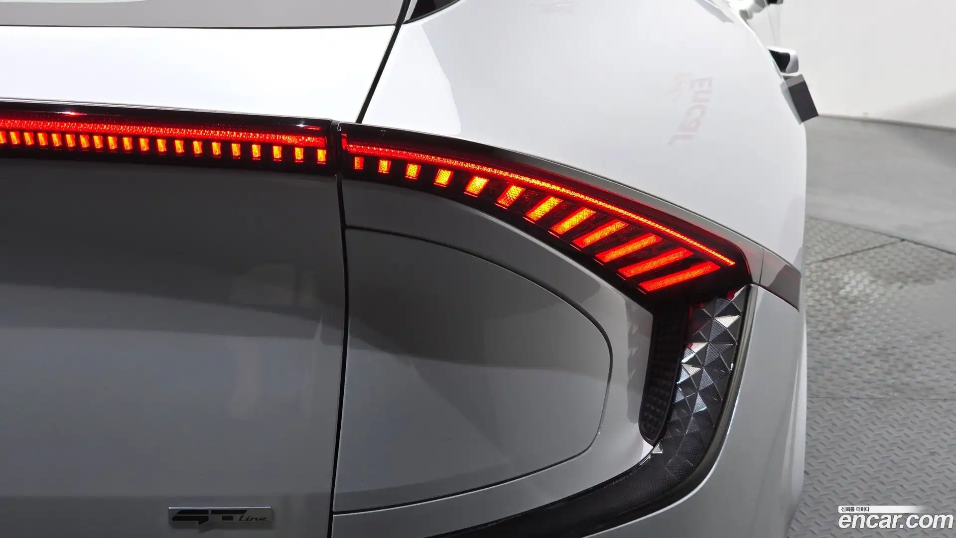 EV6 Kia 2022.1-OUTER-033