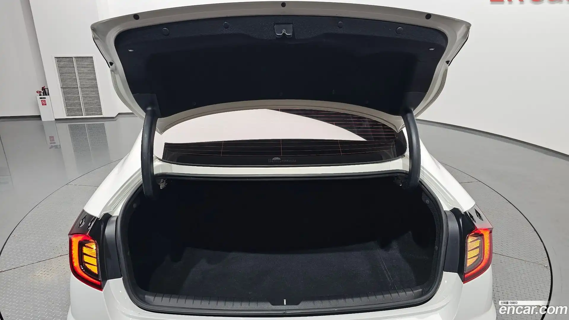 Sonata Hyundai 2019.9-OPTION-046