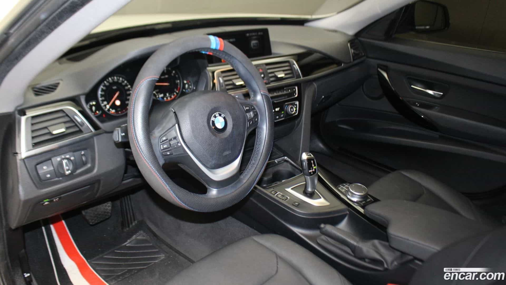 Gran Turismo BMW 2019.11-INNER-007