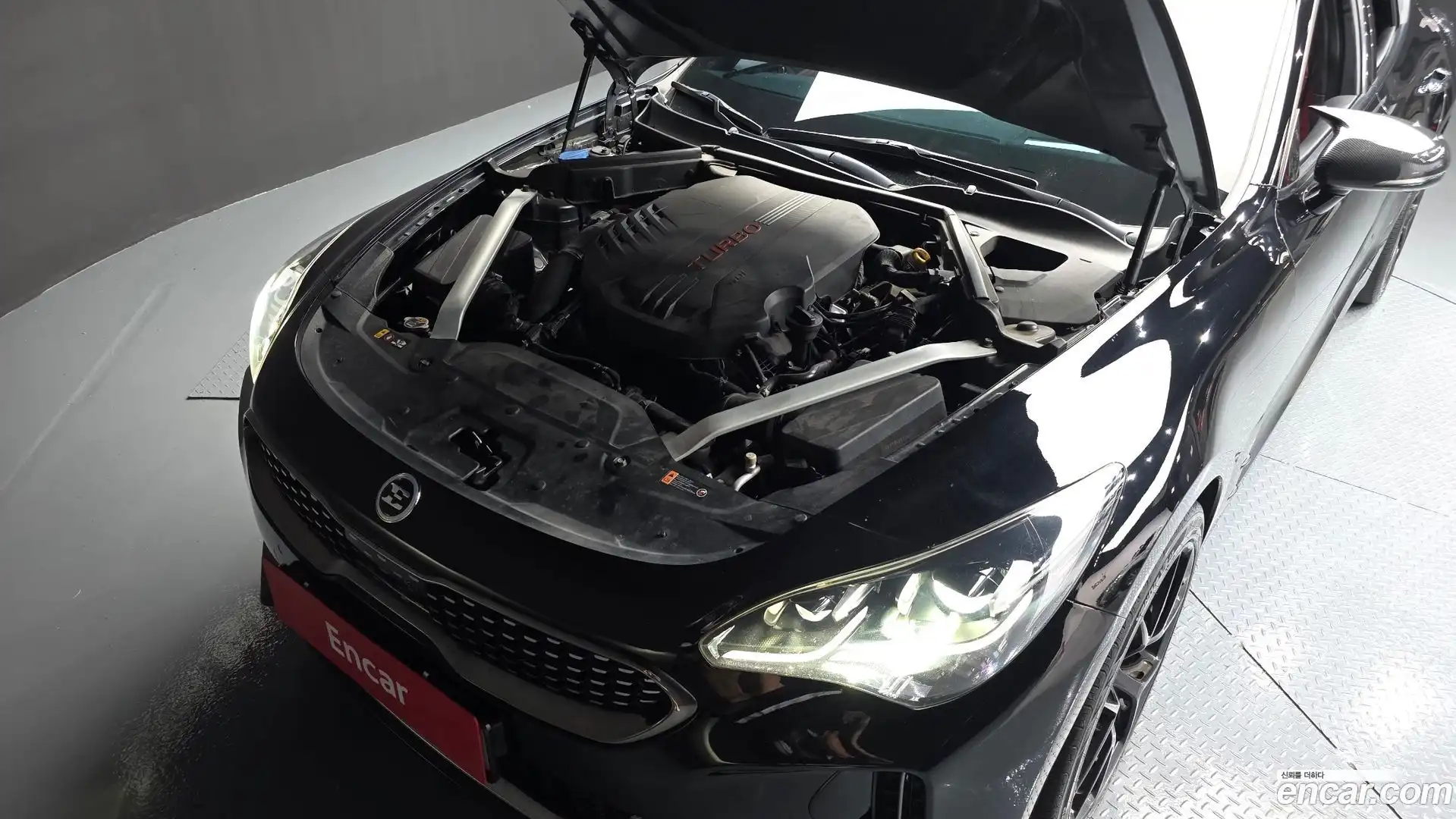 Stinger Kia 2018.2-OUTER-006