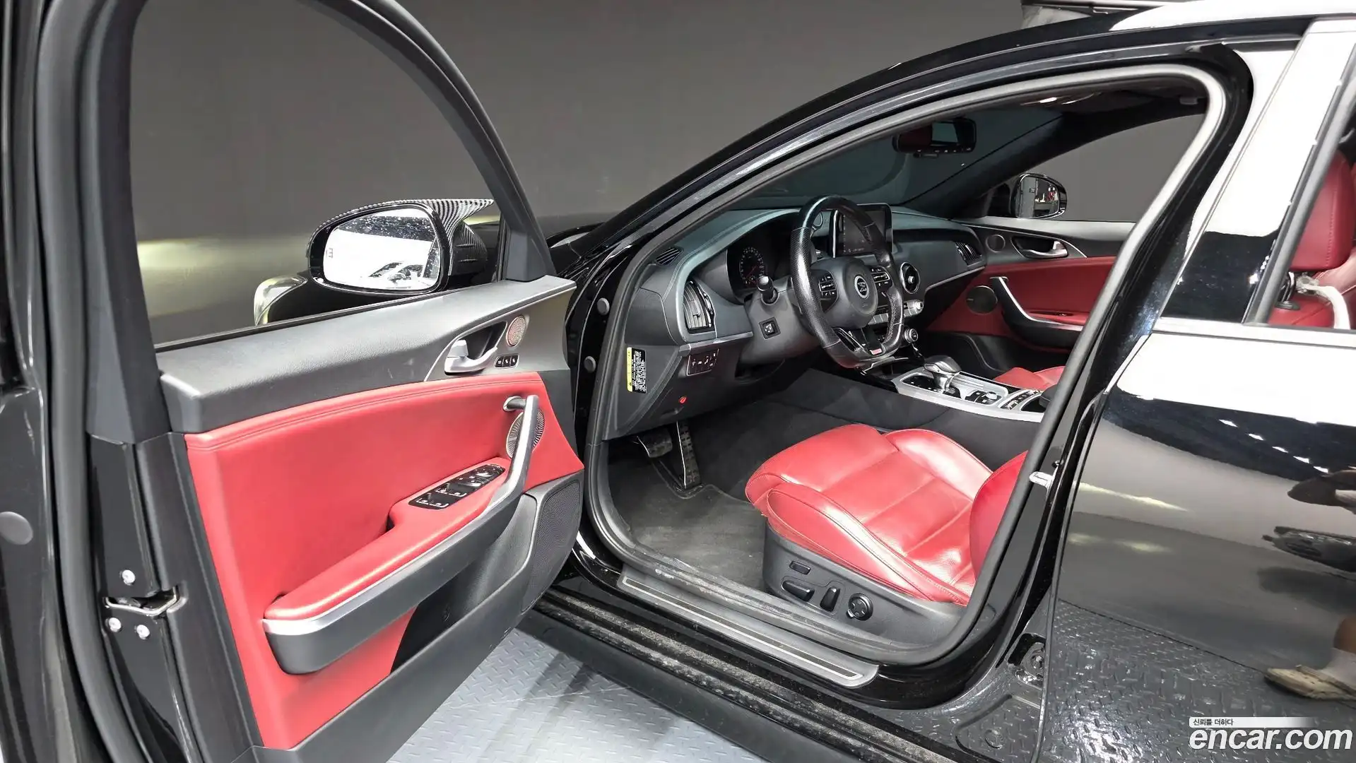 Stinger Kia 2018.2-INNER-010
