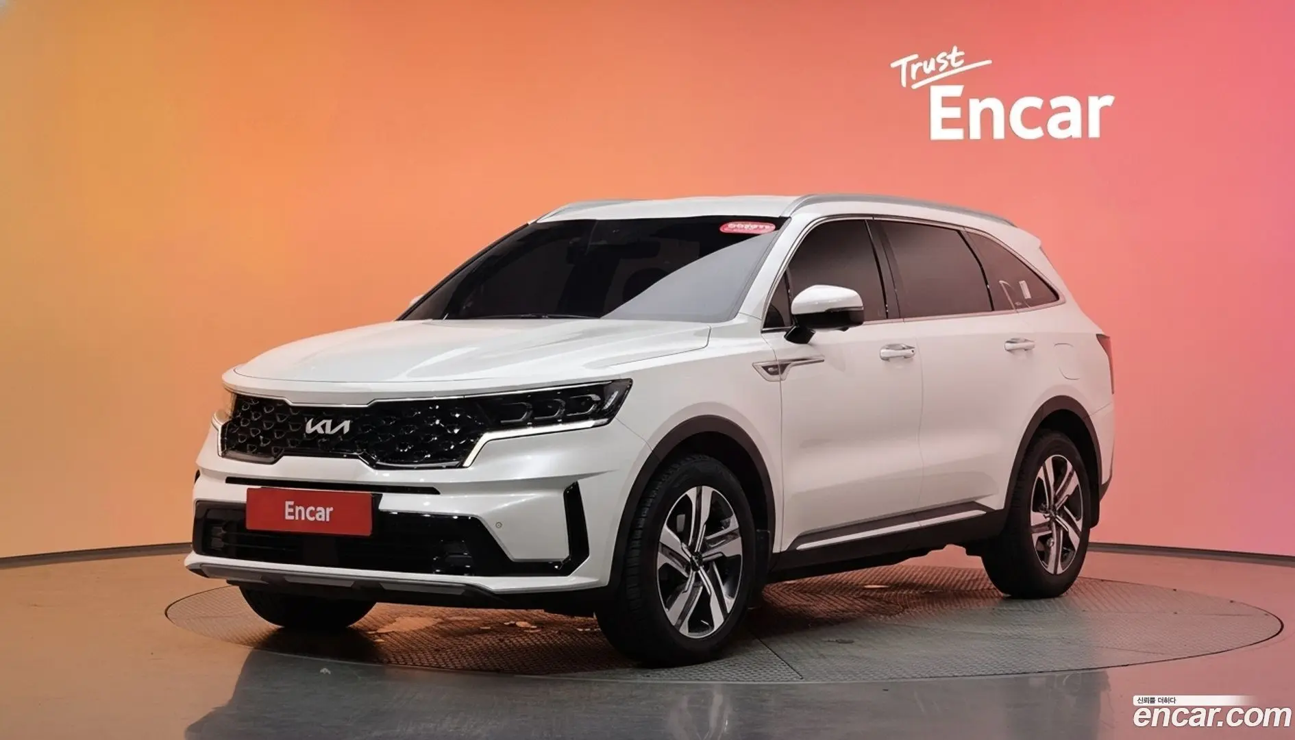 Main__Slider__Photo:Sorento Kia 2021.8-0