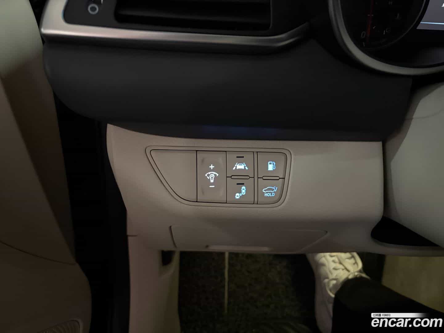 G70 Genesis 2018.10-INNER-009