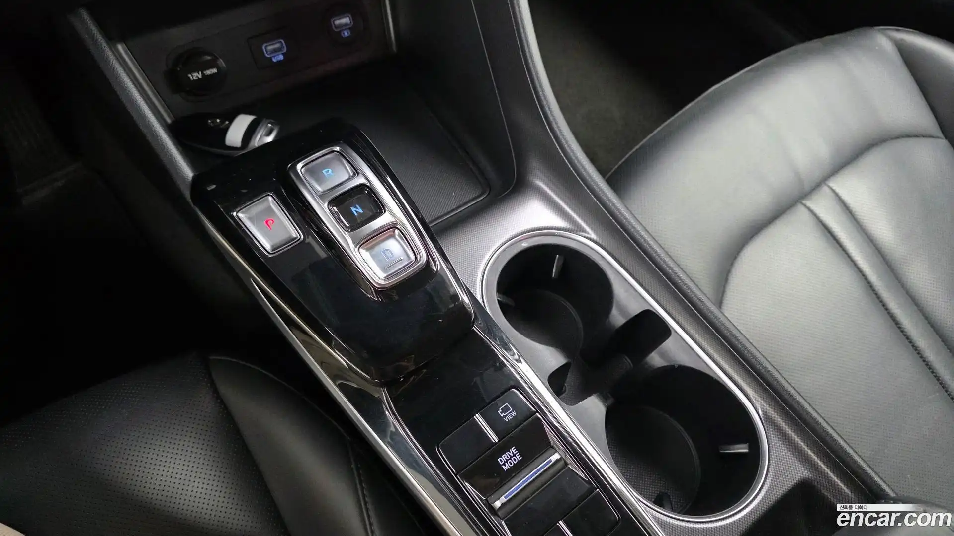 Sonata Hyundai 2019.4-INNER-009