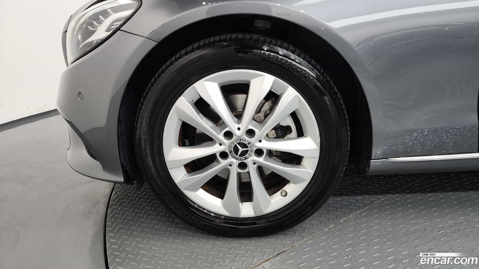 C-Class Mercedes-Benz 2020.4-OUTER-005