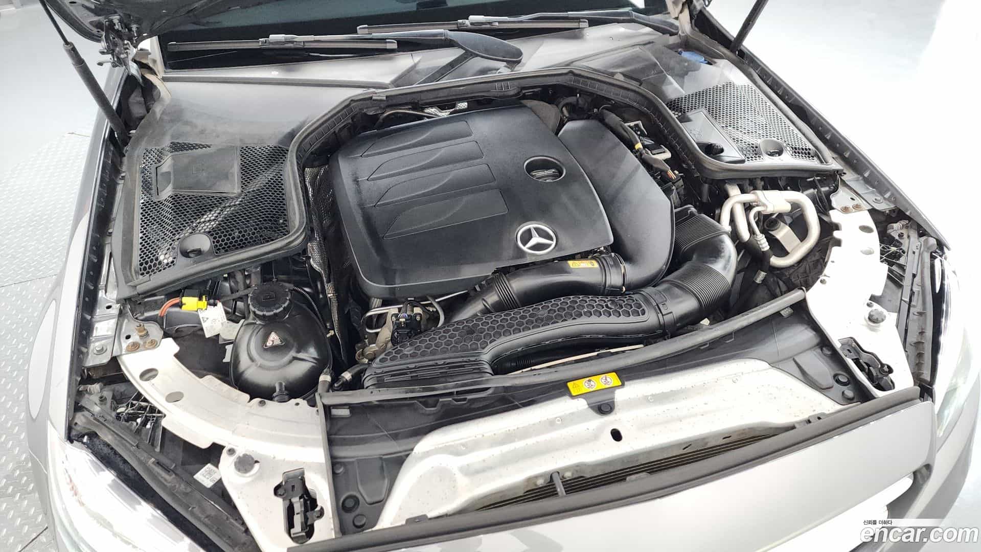 C-Class Mercedes-Benz 2020.4-OUTER-006