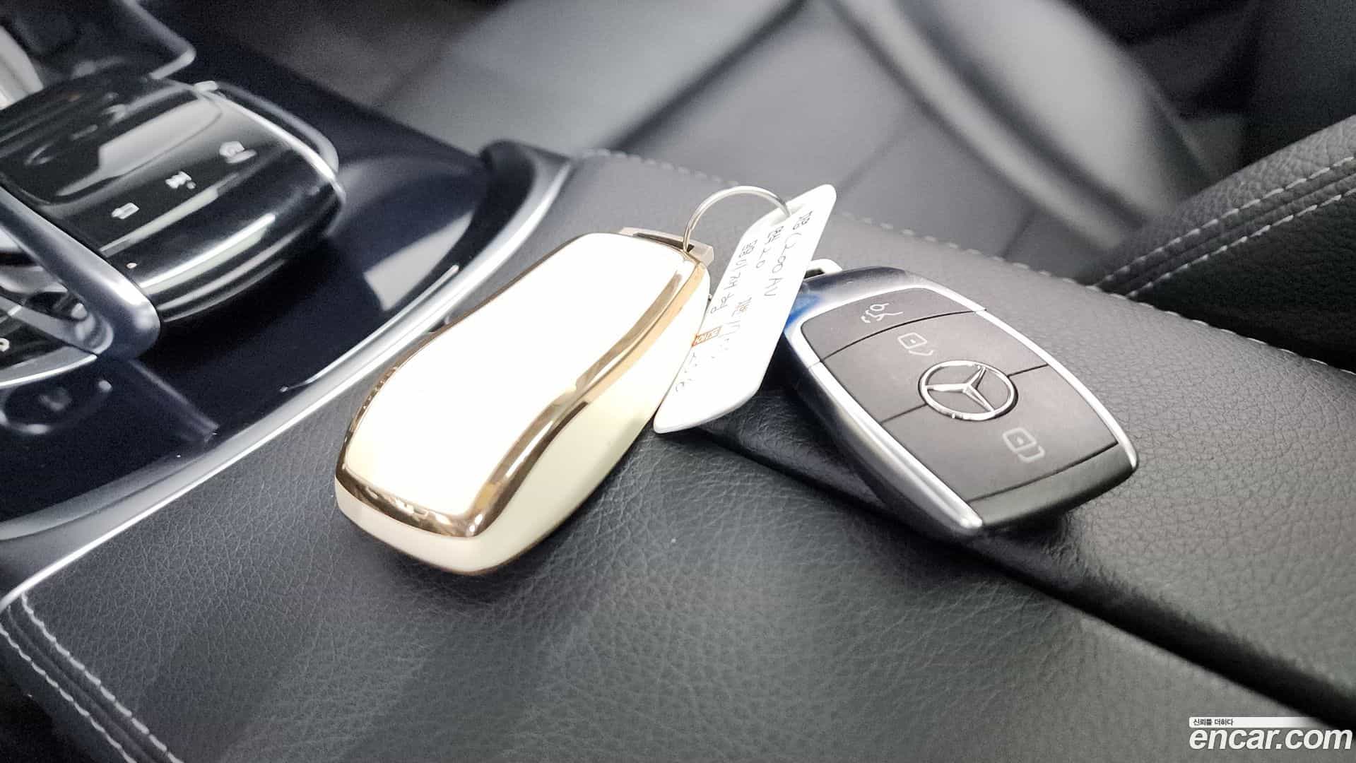 C-Class Mercedes-Benz 2020.4-OPTION-019