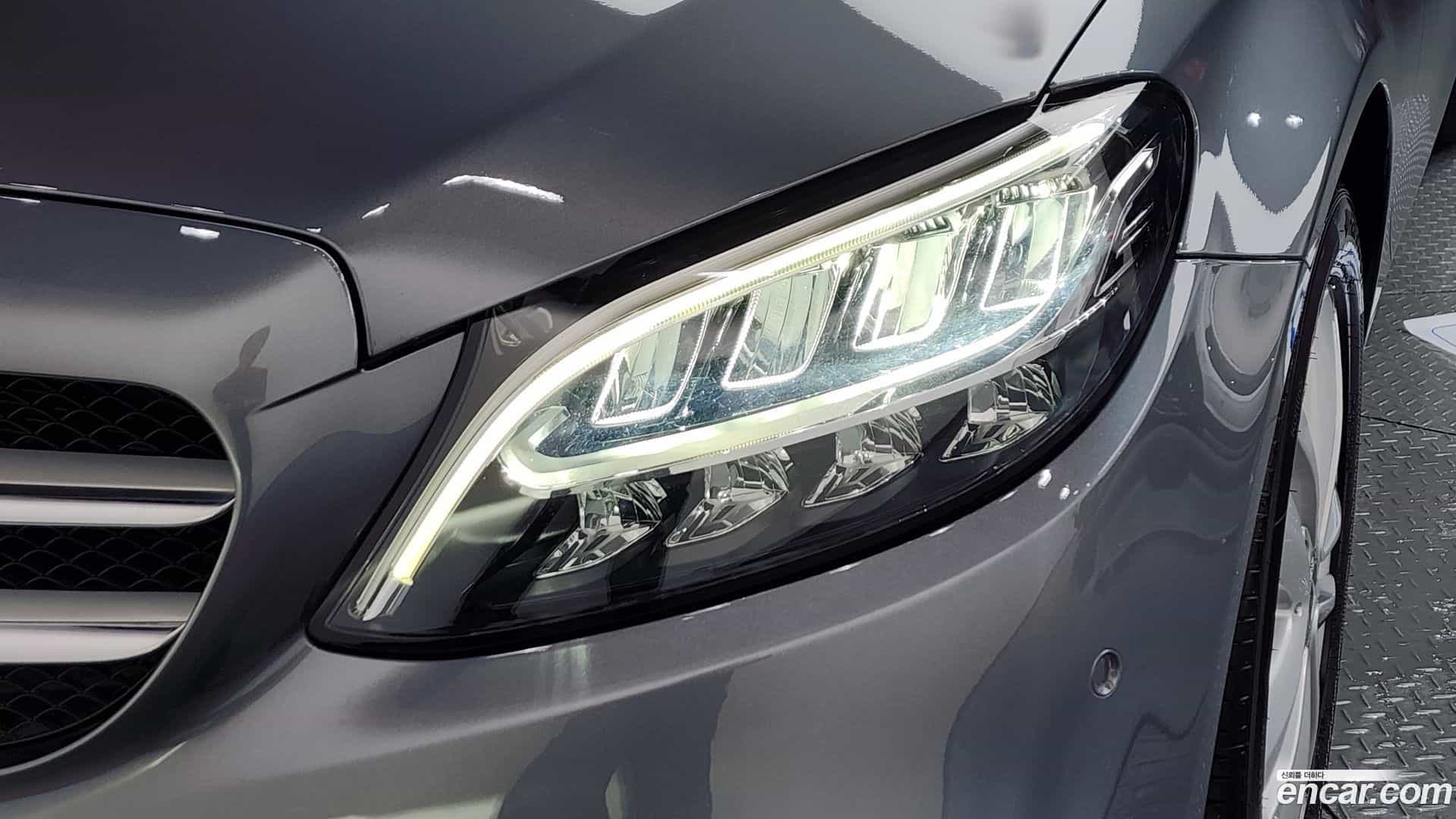 C-Class Mercedes-Benz 2020.4-OUTER-032